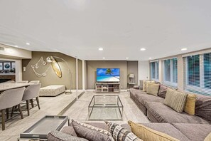 Smart TV, fireplace, offices