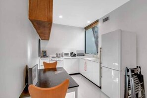 Microwave, oven, stovetop, coffee/tea maker