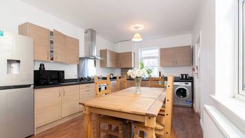 City Townhome | Private kitchen