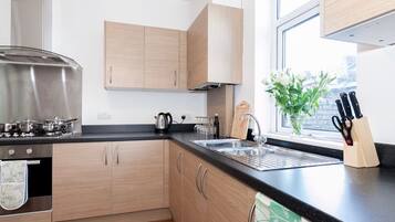 City Townhome | Private kitchen