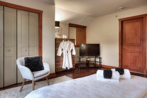 2 多间卧室、办公桌、熨斗/熨衣板、免费 WiFi