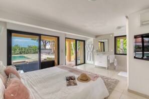 6 bedrooms, in-room safe, iron/ironing board, free WiFi