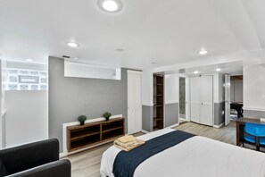 하우스 (3 Bedrooms) | 3 개의 침실, 노트북 작업 공간, 다리미/다리미판, 침대 시트