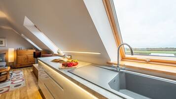 Fridge, microwave, oven, dishwasher