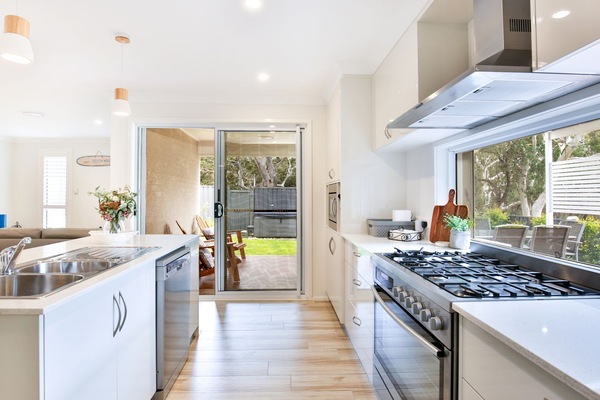 Fantastic chef's kitchen for preparing gourmet meals