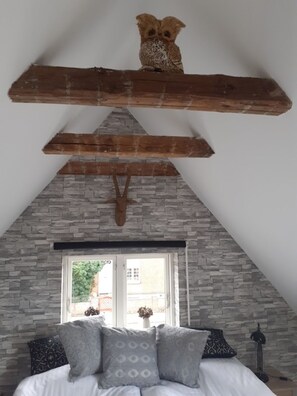 3 chambres, coffre-fort, fer et planche à repasser