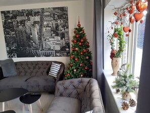 Smart TV, books - Ezzo guest house -90 m2 in Nakskov city center (Nakskov)