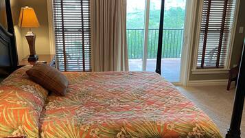 2 bedrooms, iron/ironing board, travel crib, free WiFi
