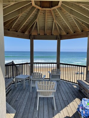 Property grounds - Beachside Breeze - Pools, hot tub, & private beach access (Kill Devil Hills)