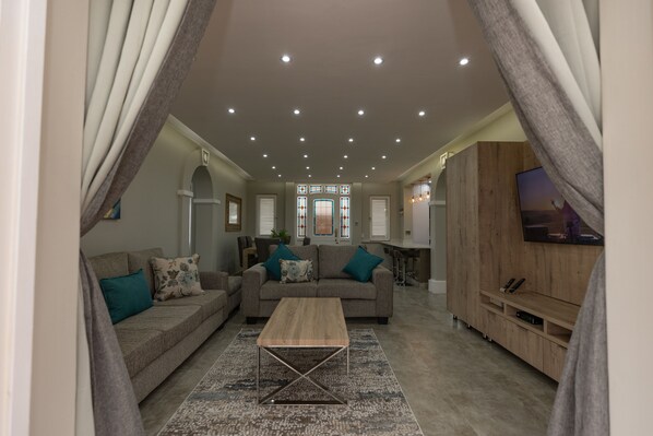 Televisión de pantalla plana