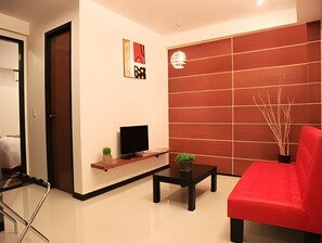 TV màn hình phẳng 32-inch có truyền hình cáp, TV 