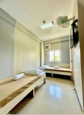 Standard Twin Room | Free WiFi, bed sheets