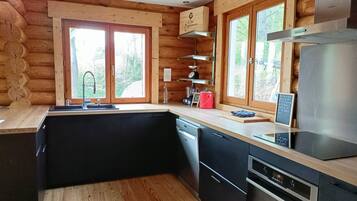 冰箱、微波炉、烤箱、炉灶