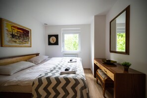 3 bedrooms, bed sheets - Spacious 3bdr Villa (Buhotina)