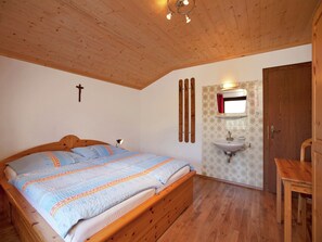 4 عدّة غرف نوم وواي فاي