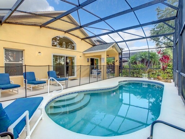 House, 4 Bedrooms | Pool