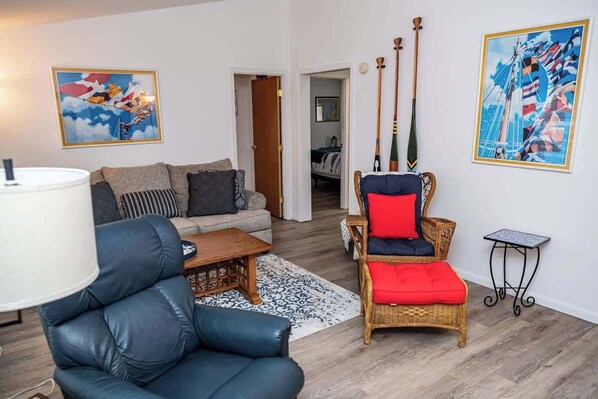 Smart TV, books, offices