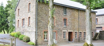 Vintage Farmhouse with Garden, Roofed Terrace