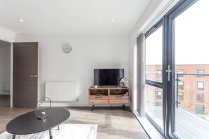 Interior - Stay Zeni, Ouse Court York Smart 1 Bed Apartment (York)