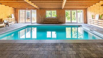 Piscine couverte
