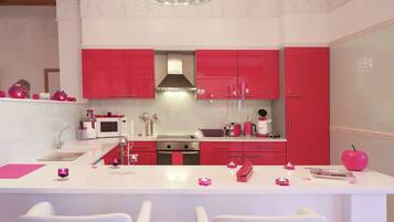 Fridge, microwave, oven, dishwasher