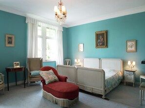 4 bedrooms, WiFi - Vintage Castle in Theux with Private Pool (Theux)