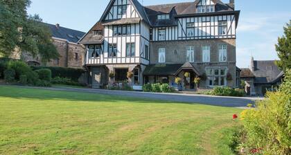 Vintage Castle in Theux with Private Pool