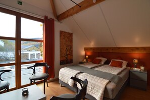 4 室のベッドルーム、アイロン / アイロン台、WiFi