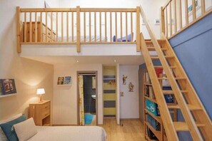 6 عدّة غرف نوم ومكواة/لوح كي وواي فاي