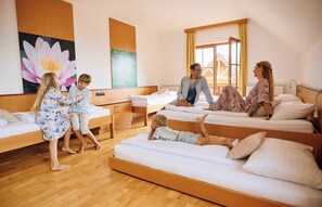 Family Quadruple Room, Balcony | Desk, laptop workspace, free WiFi, bed sheets - Pohorje Village Wellbeing Resort – Forest Hotel Videc (Hoce-Slivnica)
