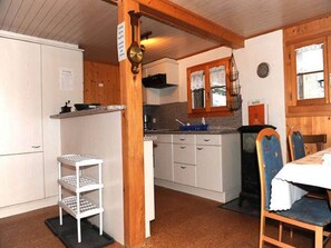 Oven, coffee/tea maker