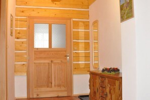 Interior - Spacious Group Retreat (Dlouhý)