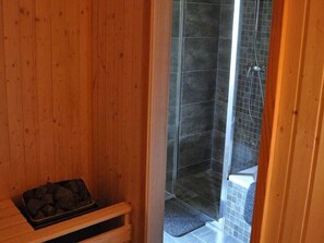 Bathtub - Spacious Group Retreat (Dlouhý)