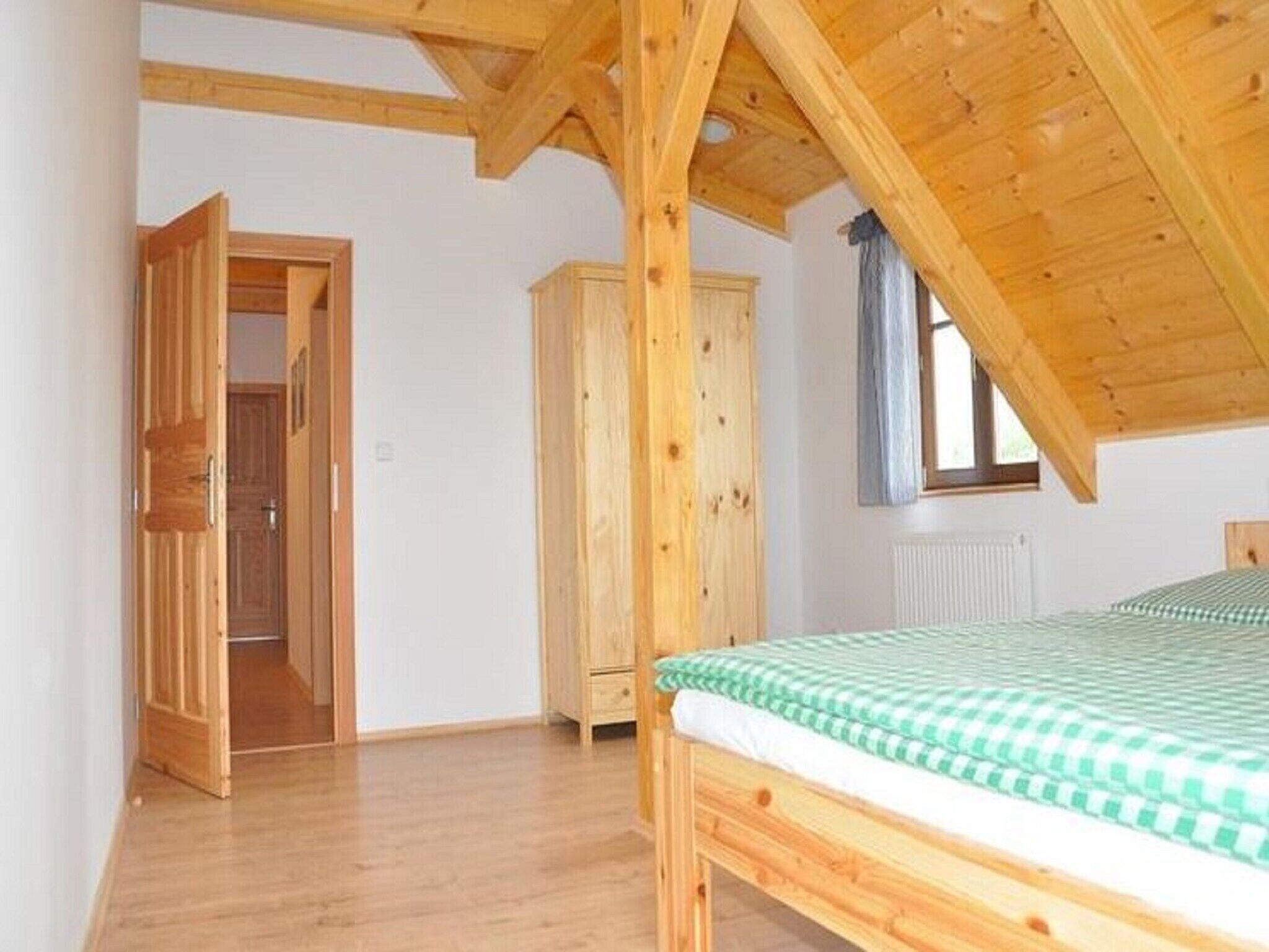 5 bedrooms, WiFi
