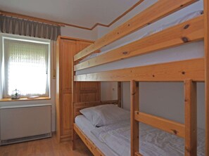 3 bedrooms