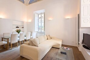 Appartement Luxe, 1 chambre | Coin séjour