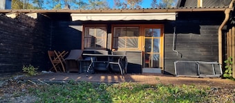Fantastic location (nature reserve) and yet within 30 minutes in the middle of Munich!