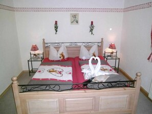 4 bedrooms, WiFi - Bayerischer Rückzugsort in der Nähe des Chiemsees (Übersee)