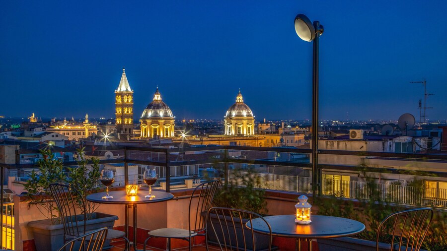 Sophie Terrace Hotel