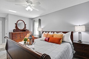 6 makuuhuonetta, memory foam -patjalliset sängyt, Wi-Fi