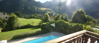 Villa in Le Biot near Ski Slopes & Pool