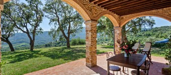 Farmhouse in Suvereto with Sea Views