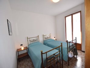 3 bedrooms, WiFi