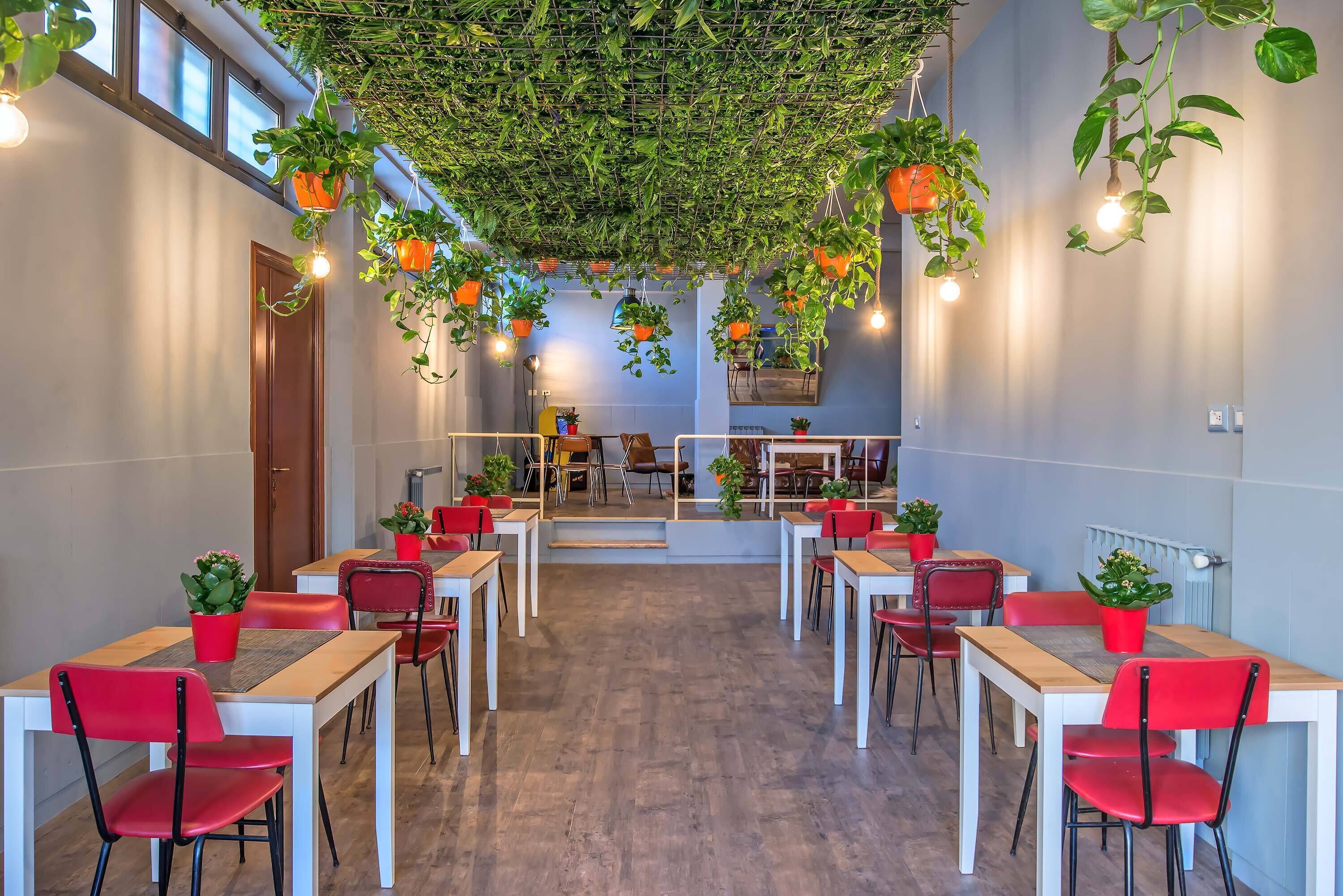 daily continental breakfast (eur 10 per person)