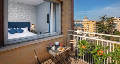 Bloom Hotel Rome
