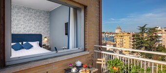 Bloom Hotel Rome