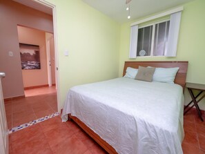 Family Apartment | 2 bedrooms, individually furnished, blackout curtains - Charming Mountain View Alta Vista (Jacó)