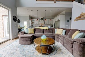 Smart TV, fireplace, video games, ping pong