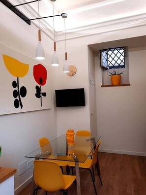 Dining - Erasmo 19 Luxury Home (Catania)