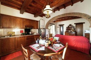 تناول الطعام